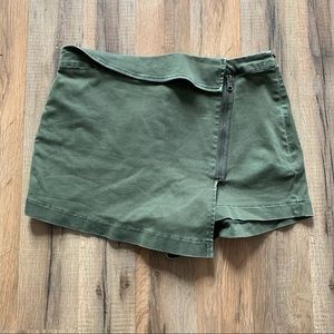 A&F army green skort
